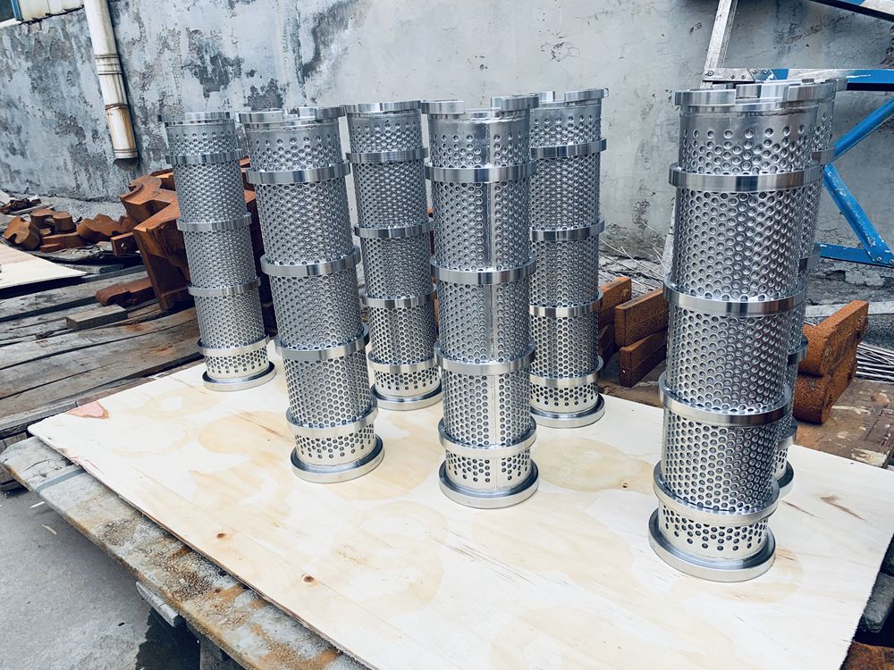 lehu乐虎小编带你相识冲孔板复合网的用途